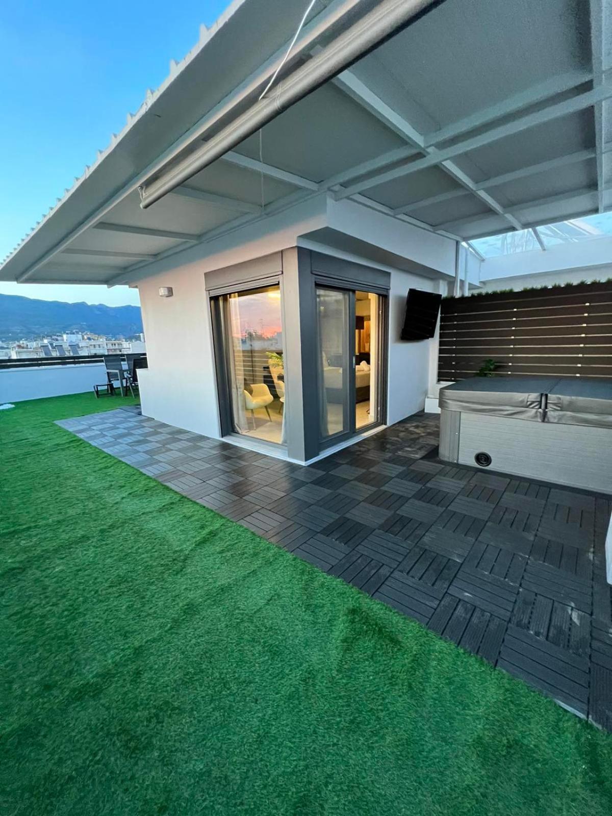 Loft Spa Greece - Enjoy Our Jacuzzi Kalamata Exteriör bild